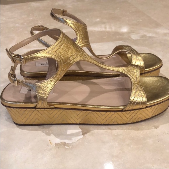 Valentino Gold Sandals - Picture 2 of 7